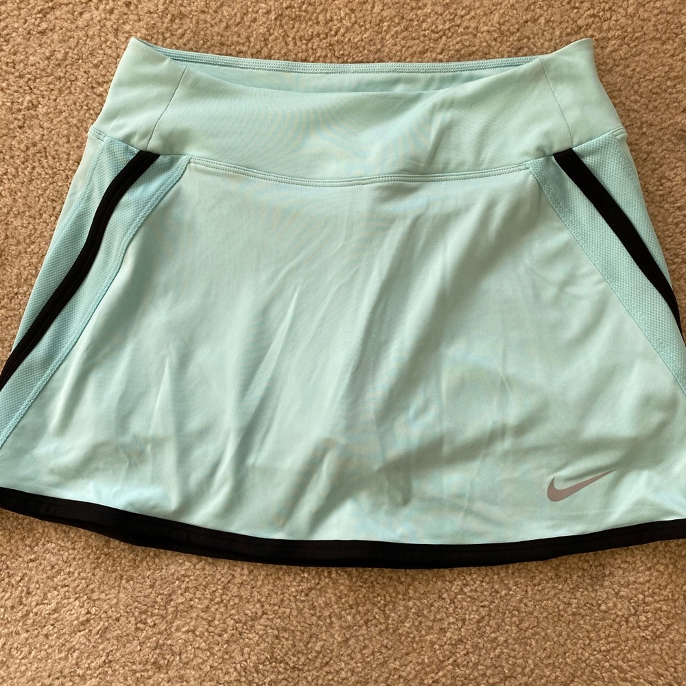 Nike Women’s tennis skirt